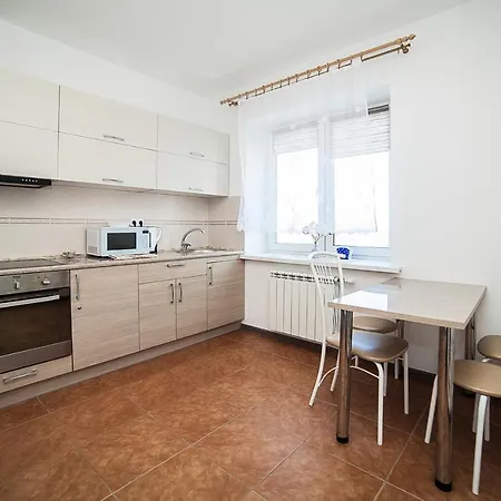 Apartment Sutki24 2 *